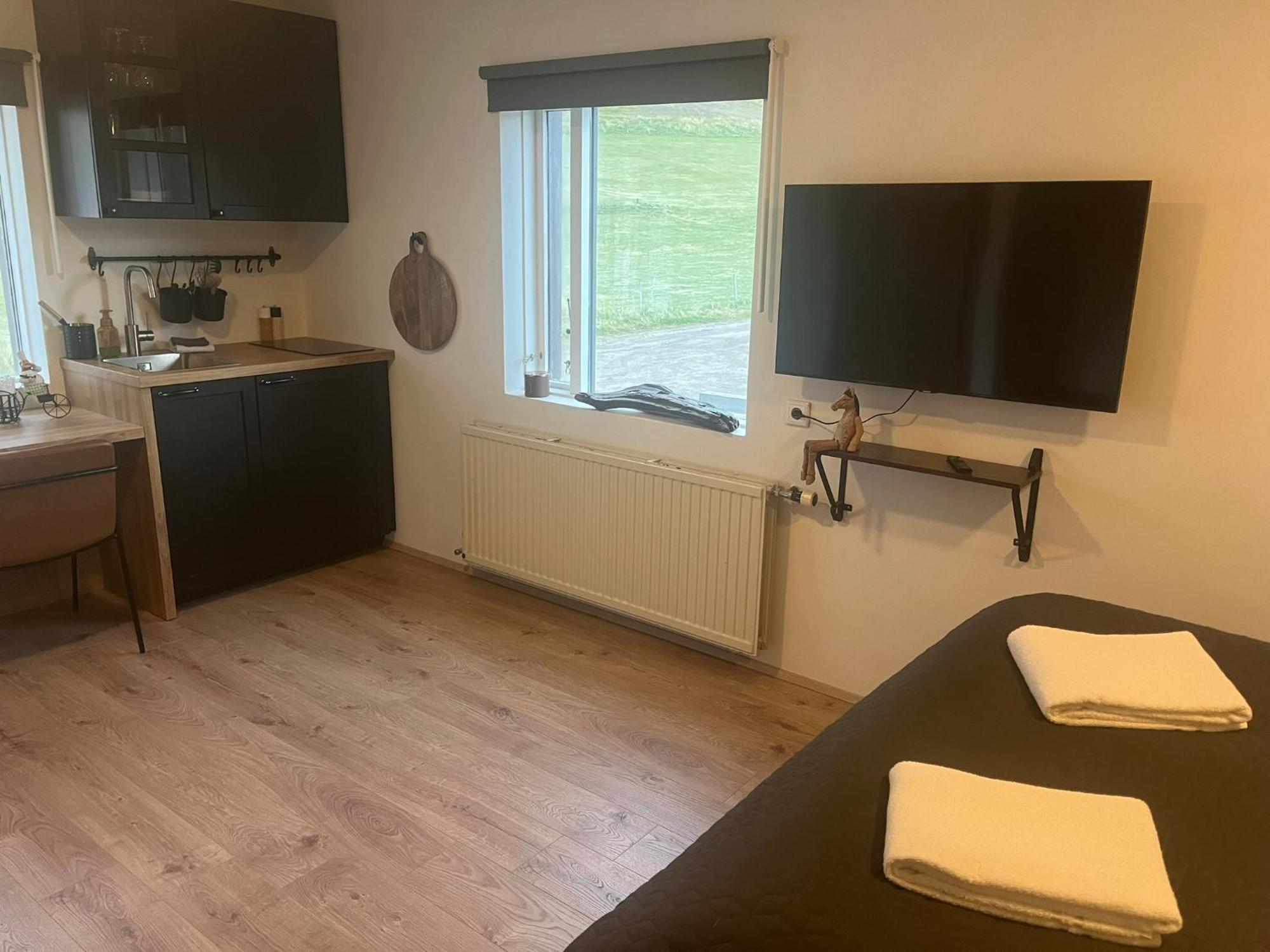 Bolstatharhlith - Studios Exteriör bild